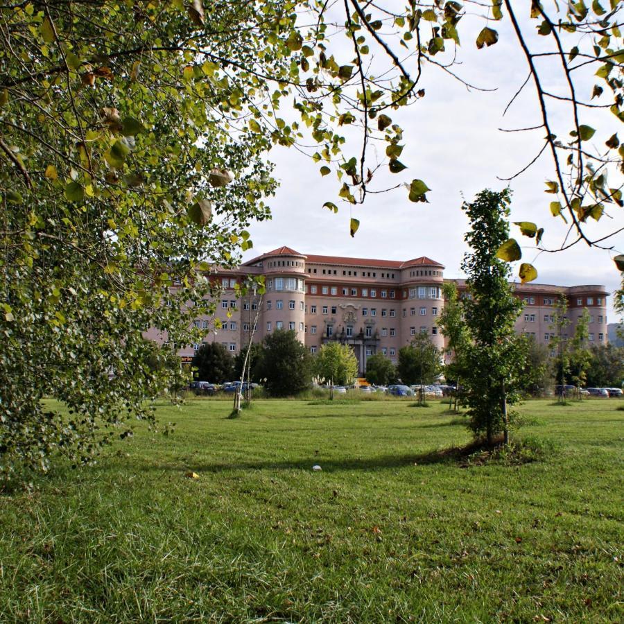 Hotel Seminario Aeropuerto Bilbao Derio Zewnętrze zdjęcie