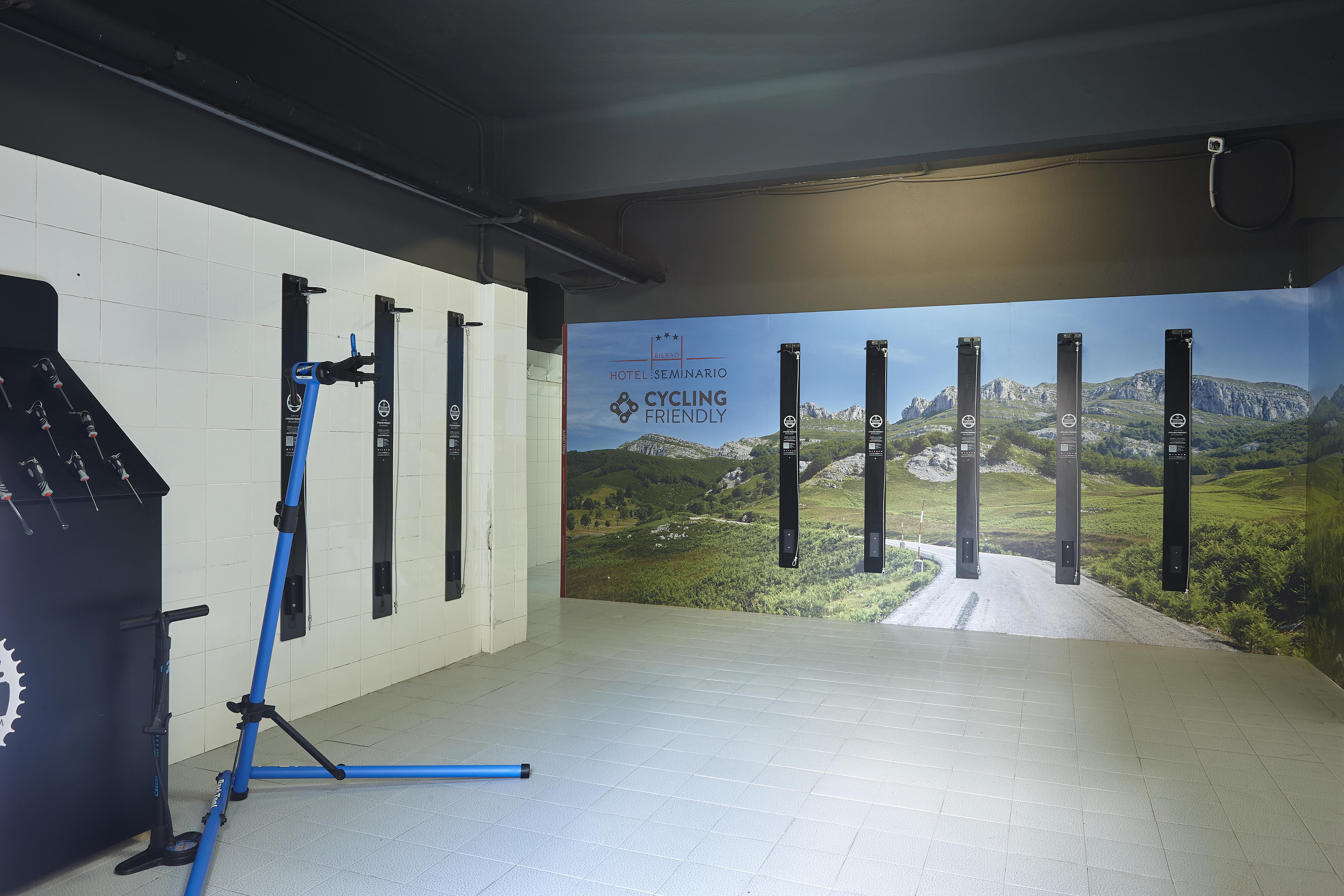Hotel Seminario Aeropuerto Bilbao Derio Zewnętrze zdjęcie